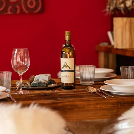 Duplex De Charme à *